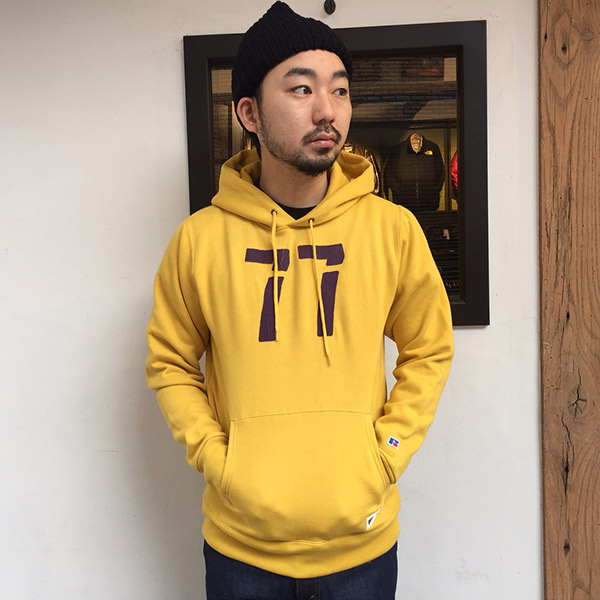 【RUSSELL ATHLETIC x BACKDROP】(バックドロップ別注) PULLOVER HOODIE (マスタード)